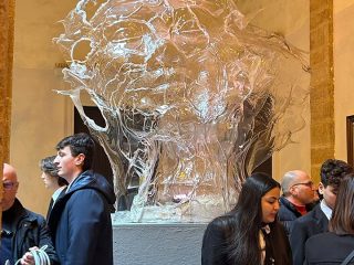 “Community” installazione volti per Agrigento Capitale della Cultura Italiana 2025