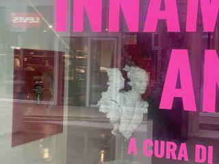 “Roots of love. Innamorati, ancora" Mostra collettiva che ospita dodici artisti di grande rilievo presso Torino Outlet Village progetto, Torino